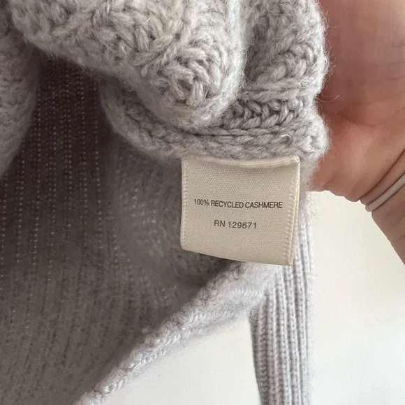 Naked Cashmere Gray Chunky Knit Cropped Sweater Small - Picture 4 of 4